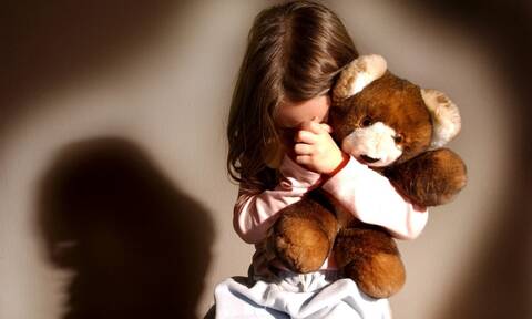 Παιδιά και σεξουαλική κακοποίηση: Τα σημάδια που τη μαρτυρούν