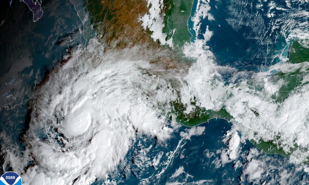 Μεξικό: Τουλάχιστον δυο νεκροί από τον τυφώνα Ρόσλιν