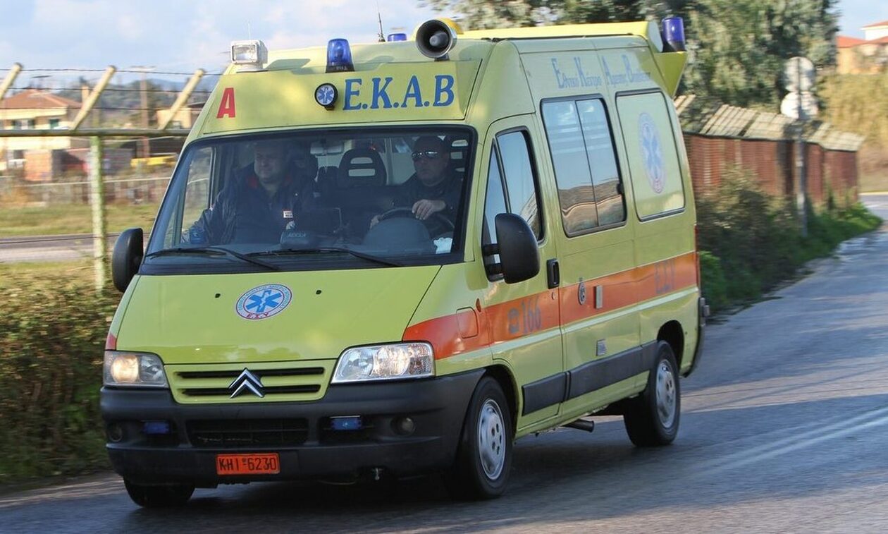 Τροχαίο δυστύχημα στο Αιτωλικό: Ανατράπηκε βαν - Νεκρός ο οδηγός του