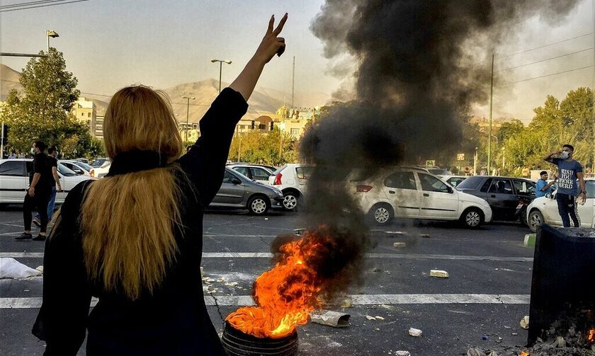 Συνεχίζονται οι διαδηλώσεις στο Ιράν
