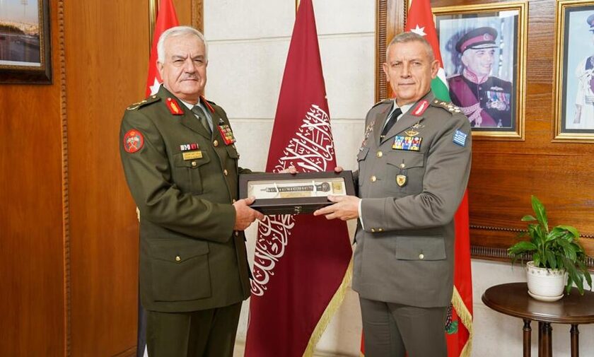 ΓΕΕΘΑ: Ενισχύει τις συμμαχίες - «κλειδιά» - Στην Ιορδανία ο Στρατηγός Φλώρος
