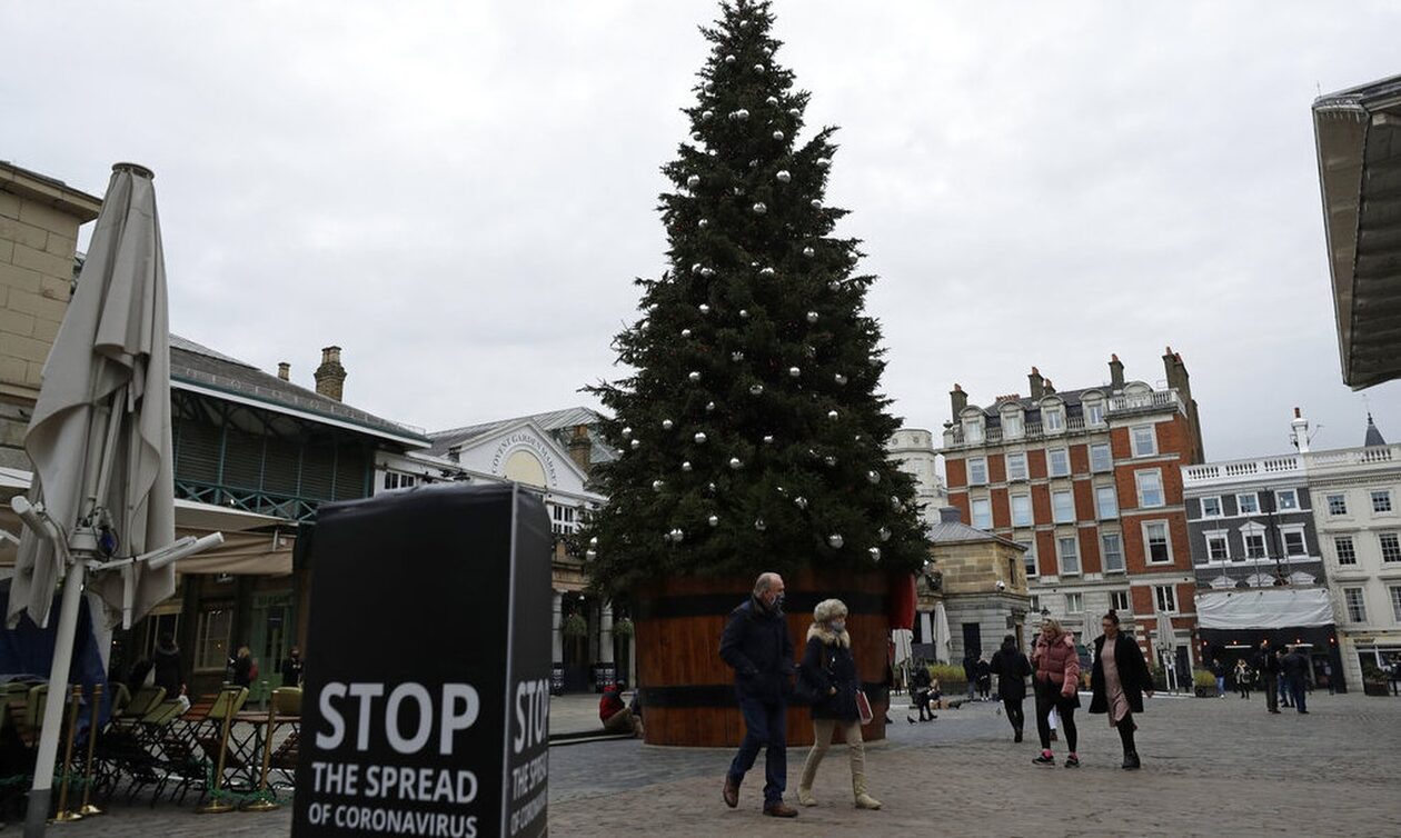 Βρετανία: Νέο κύμα πανδημίας τη νέα χρονιά -«Κανονικά» τα Χριστούγεννα