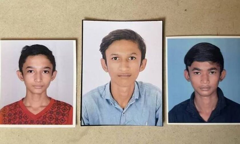 Τρία αδέρφια σκοτώθηκαν όταν κατέρρευσε η γέφυρα της Ινδίας