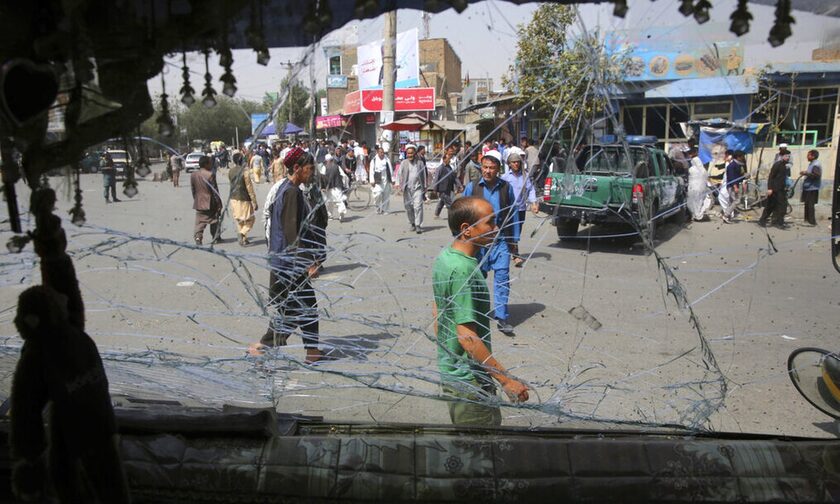 Έκρηξη σε λεωφορείο στην Καμπούλ