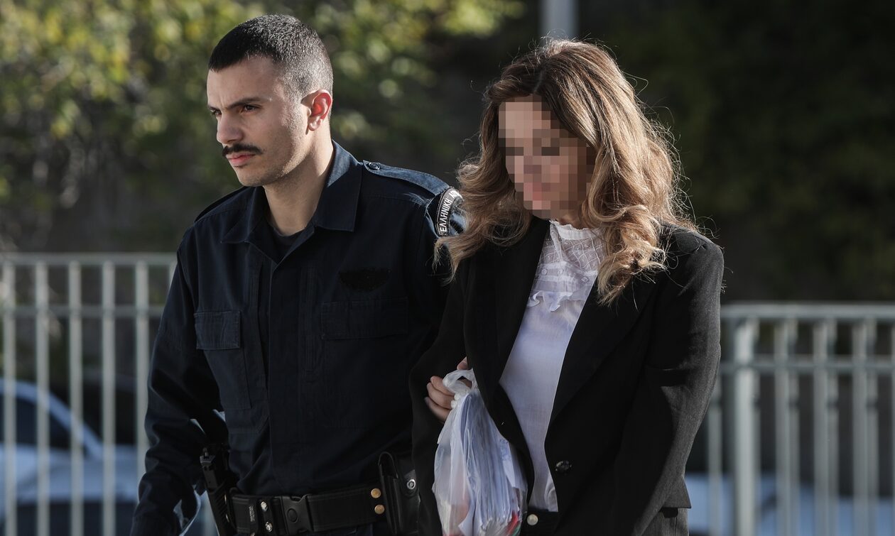 Κλοντιάνα Τσέλο: Ζήτησε τον Αλβανό πρέσβη στη δίκη της