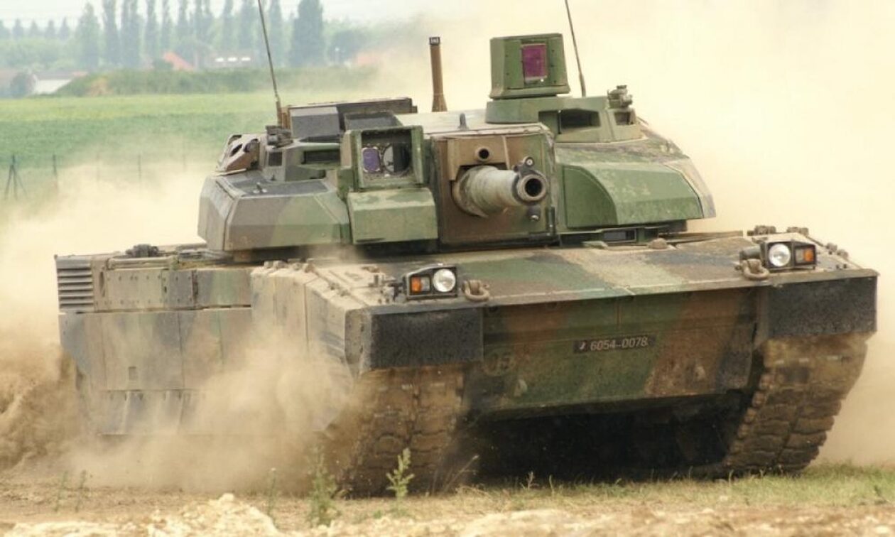 Η Γαλλία μεταφέρει άρματα μάχης στη Ρουμανία
