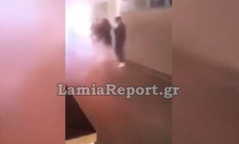 Λαμία: Έριξαν καπνογόνα σε Λύκειο - Λιποθύμησε μαθήτρια