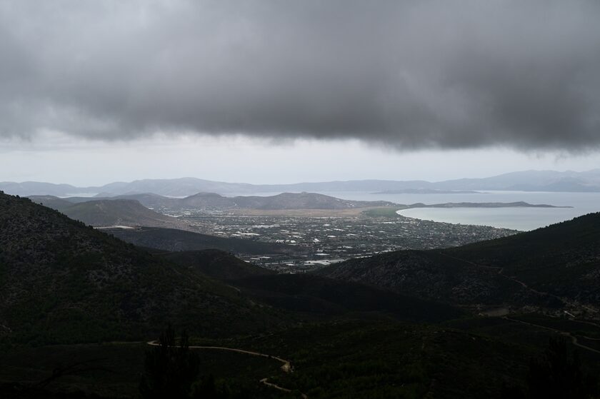 Καιρός - Μαρουσάκης: Βροχές και καταιγίδες ως την Τρίτη