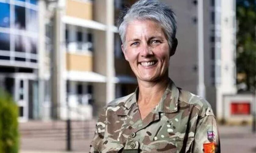 Σάρον Νέσμιθ:Μια γυναίκα επικεφαλής των Ενόπλων Δυνάμεων της Βρετανίας