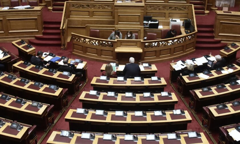 ΣΥΡΙΖΑ: Ψήφισε «όχι» στη τροπολογία για το επίδομα 600€ των ένστολων