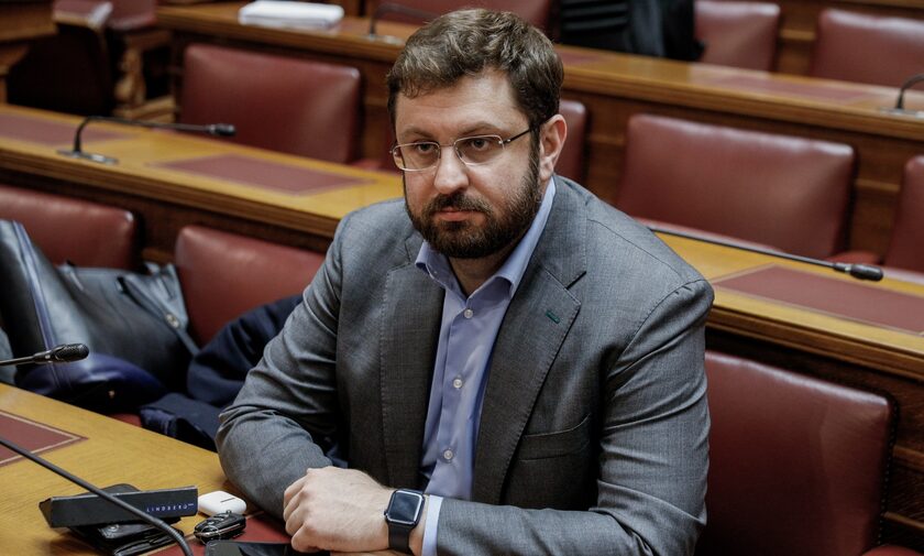 Ζαχαριάδης: Πατήθηκε λάθος κουμπί στην ψηφοφορία για τα 600 ευρώ στους ένστολους