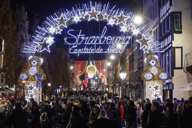 Η πύλη για τη Χριστουγεννιάτικη αγορά του Στρασβούργου