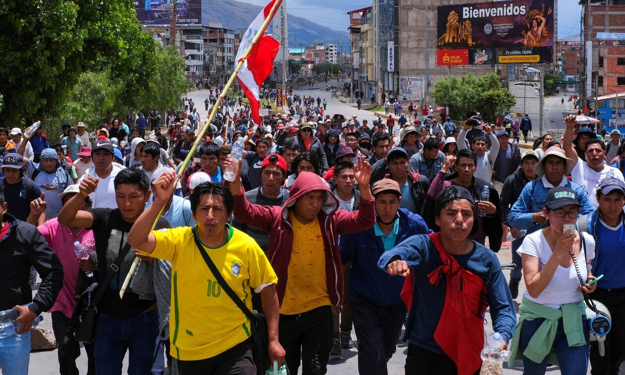 Περού: Ο Μεξικανός πρόεδρος καταδικάζει την κατάσταση έκτακτης ανάγκης