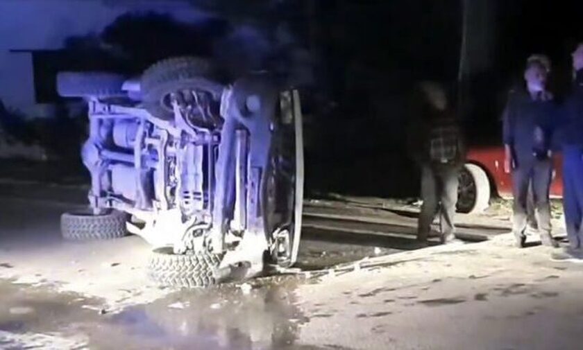 Κρήτη: Αγροτικό πήρε «σβάρνα» 3 αυτοκίνητα - Δύο νεαροί τραυματίες