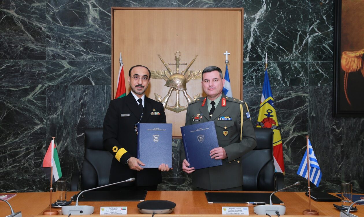 ΓΕΕΘΑ: Ενισχύεται η στρατιωτική συνεργασία με τα Αραβικά Εμιράτα - Το πρόγραμμα του 2023