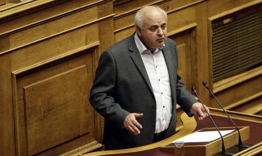 Νίκος Καραθανασόπουλος: «O λαός να μην περιμένει "σωτήρες"»