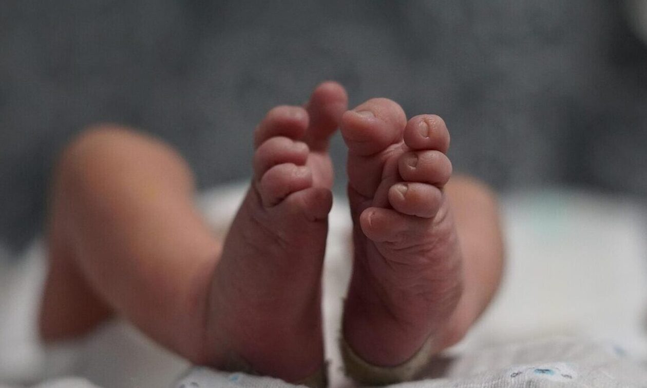 Έρευνα: Γιατί έχουν μειωθεί οι γεννήσεις στην Ελλάδα