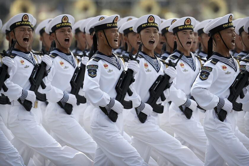 Η Κίνα προχωρά σε στρατιωτικές ασκήσεις λόγω αδιευκρίνιστης απειλής
