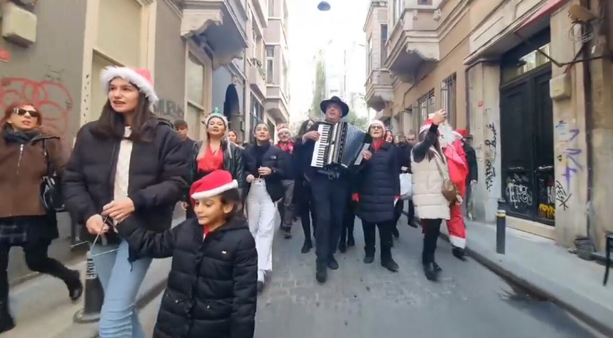 Τα χριστουγεννιάτικα κάλαντα ακούγονται ακόμα στην Κωνσταντινούπολη
