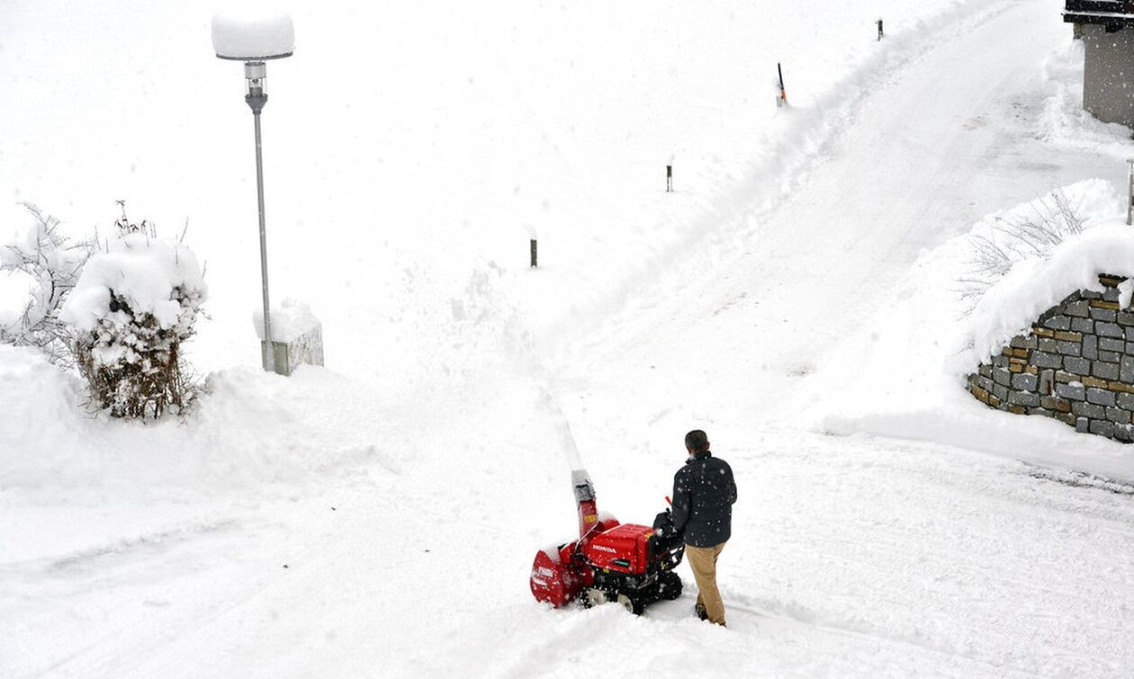 Αυστρία: Ζωντανοί οι σκιέρ που είχαν καταπλακωθεί από χιονοστιβάδα