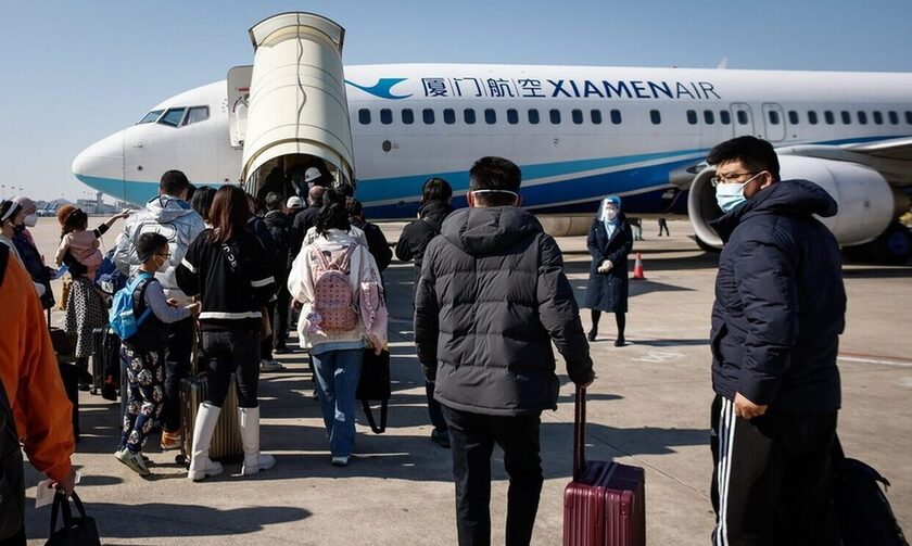Συναγερμός για τον Covid: H Γαλλία ζητά τεστ από Κινέζους ταξιδιώτες