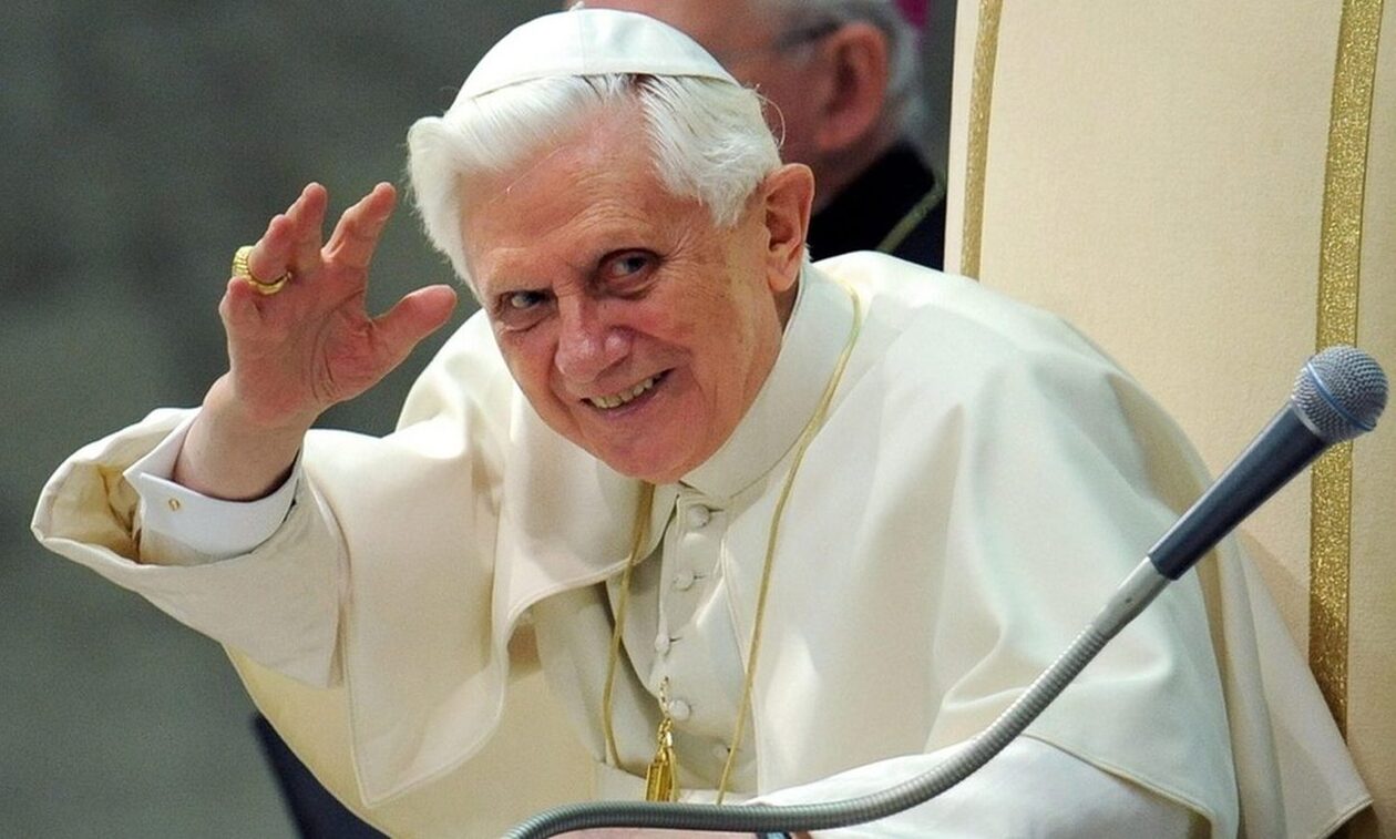 Πέθανε ο πρώην πάπας Βενέδικτος στα 95 του