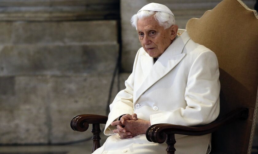 Πάπας Βενέδικτος: Σε λαϊκό προσκύνημα η σορός του - 05/1 η κηδεία του
