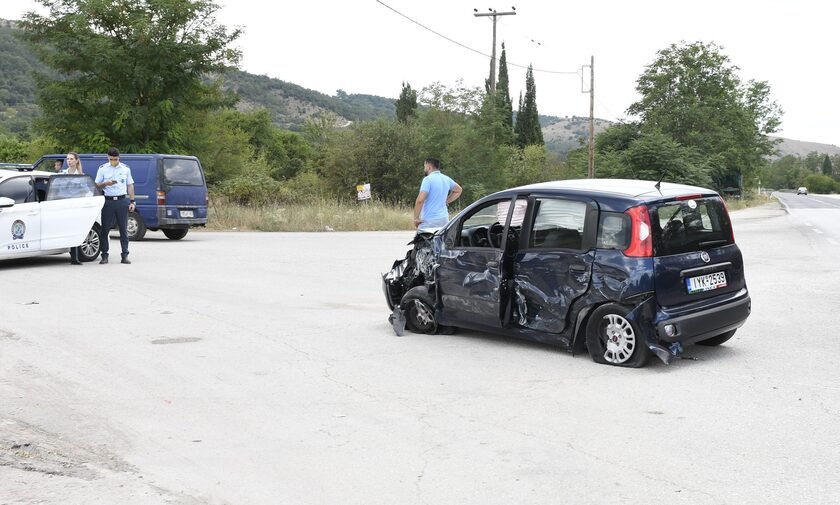 Θεσσαλονίκη: Σοβαρό τροχαίο με τρεις τραυματίες στο Βαρδάρη
