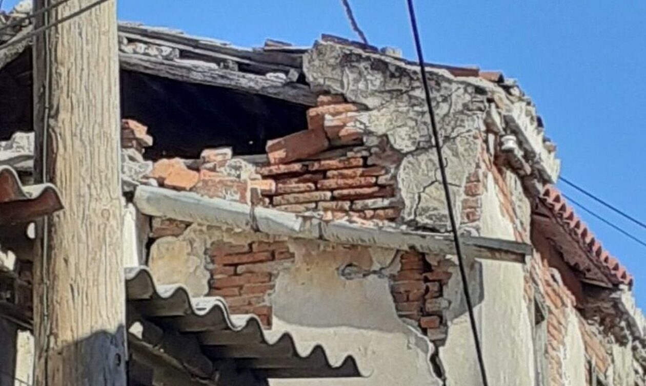 Παπαζάχος για σεισμό στη Μυτιλήνη: Οι κάτοικοι πρέπει να προσέχουν