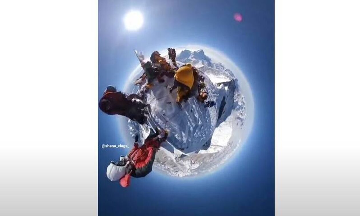 Έβερεστ: Κόβει την ανάσα η θέα από την υψηλότερη κορυφη του κόσμου