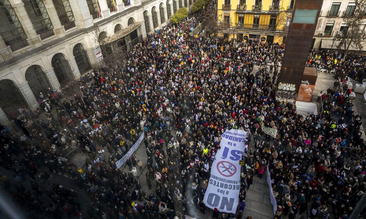 Ισπανία: Μαζικές διαδηλώσεις για την υποβάθμιση του συστήματος υγείας