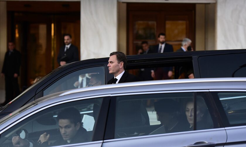 Κηδεία τέως Βασιλιά Κωνσταντίνου: Φεύγουν οι «γαλαζοαίματοι» - Κυκλοφοριακές ρυθμίσεις και σήμερα