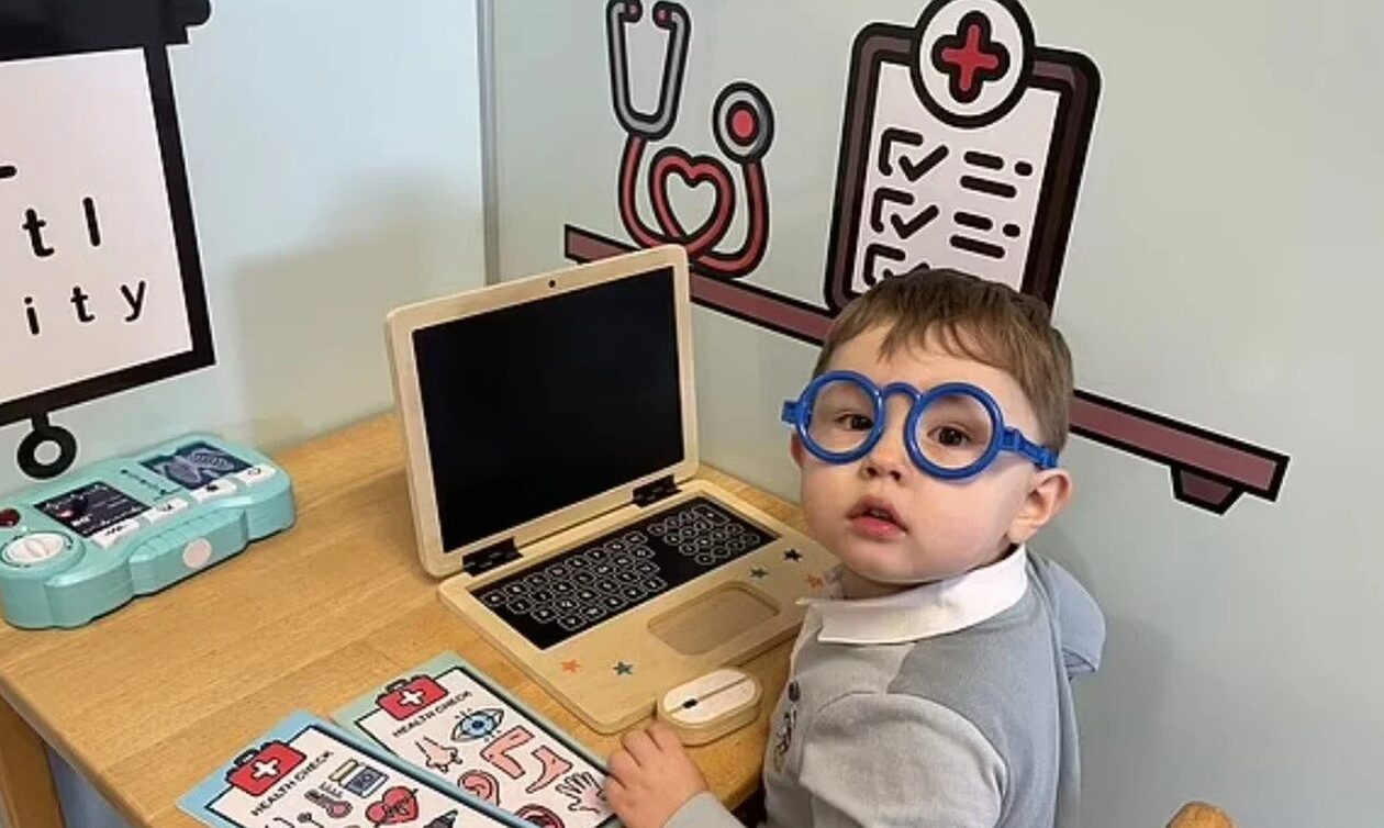 Bρετανία: «Αΐνστάιν» ετών 3 - Διαβάζει και μετράει μέχρι το 100 σε 7 γλώσσες