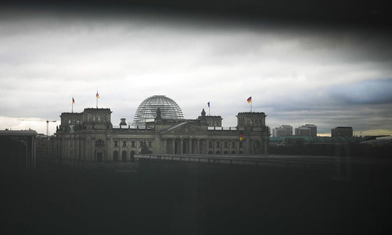 Γερμανία: Κατηγορούμενοι για εσχάτη προδοσία όσοι σχεδίαζαν την απαγωγή του υπ. Υγείας