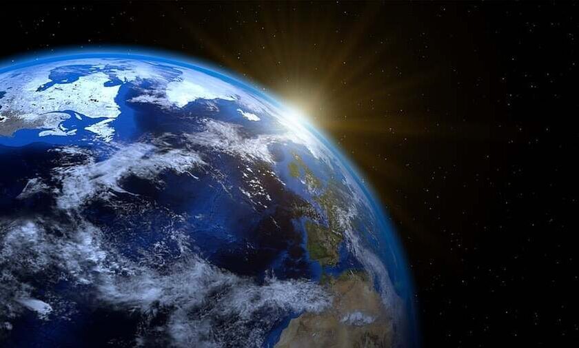 Μελέτη: Ο στερεός πυρήνας της Γης θα αρχίσει να περιστρέφεται με αντίστροφη φορά