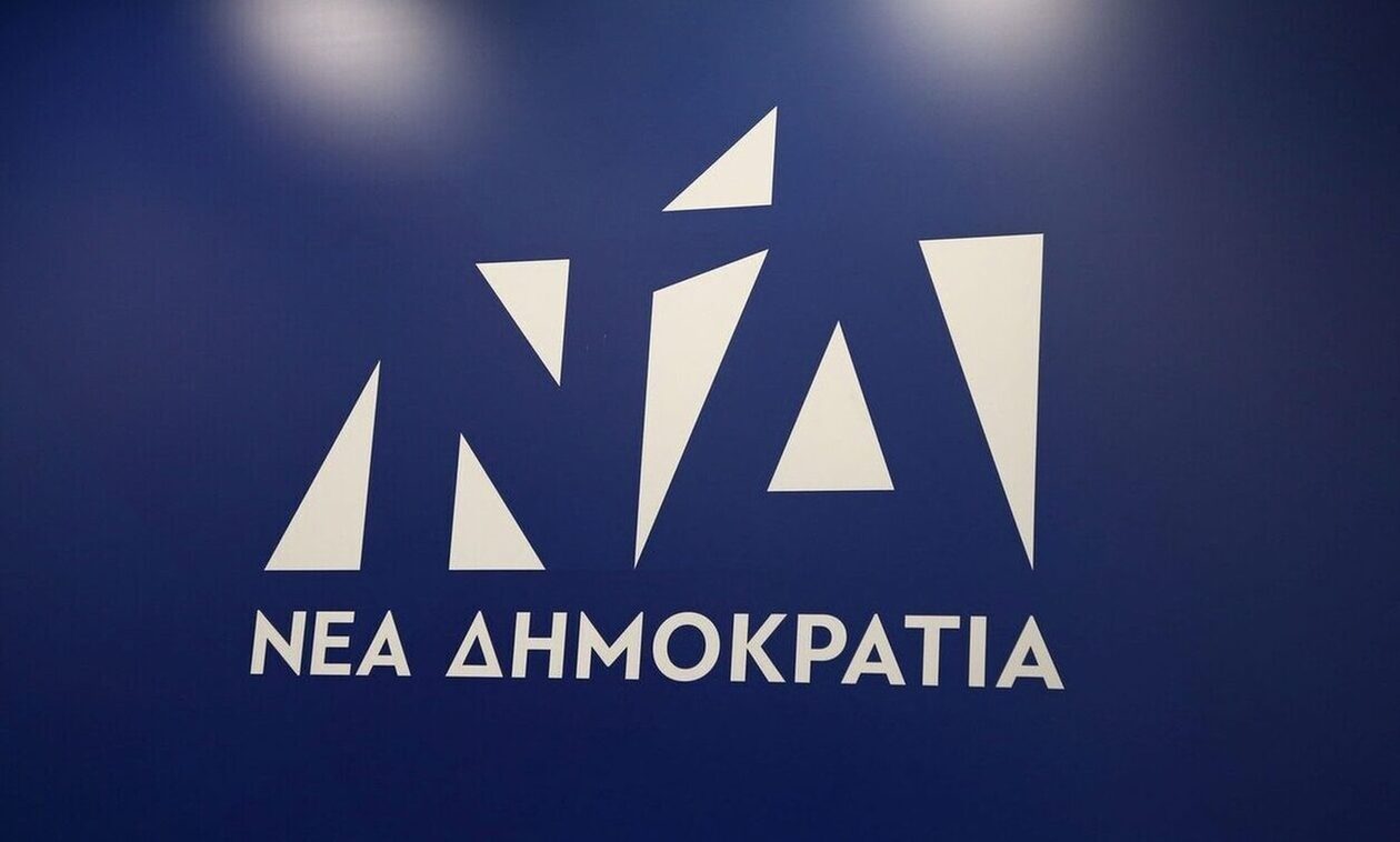 Με «Μάξιμο Σαράφη» και «μικρή Μαρία» απαντά η κυβέρνηση στον ΣΥΡΙΖΑ