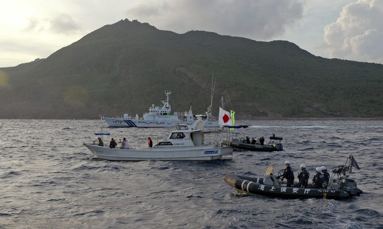 Ιαπωνία: Αναποδογύρισε φορτηγό πλοίο - Σε εξέλιξη η επιχείρηση διάσωσης