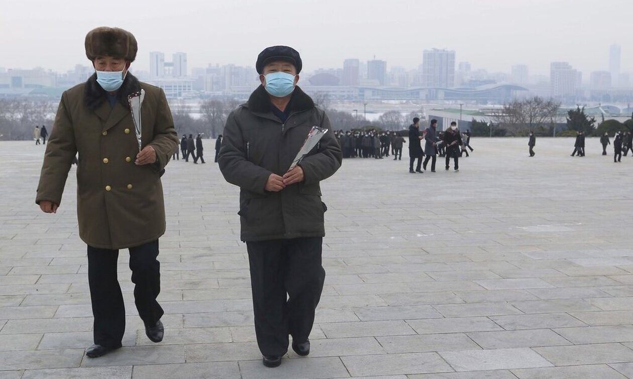 Βόρεια Κορέα: Λοκντάουν στην Πιονγιάνγκ - Η «μυστηριώδης νόσος» που φοβάται το καθεστώς