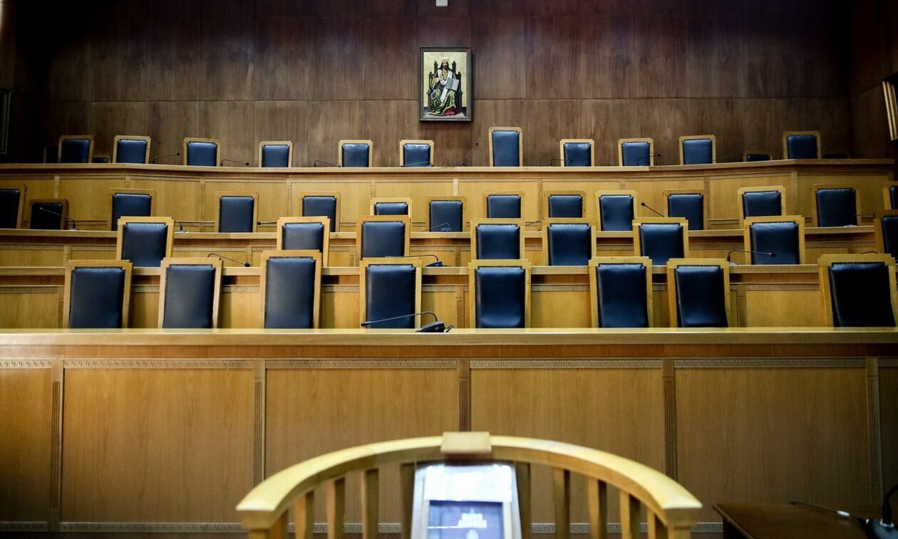 Αίτημα διαβίβασης των πρακτικών της δίκης για εισαγγελική έρευνα για την κατάθεση Διαμαντή