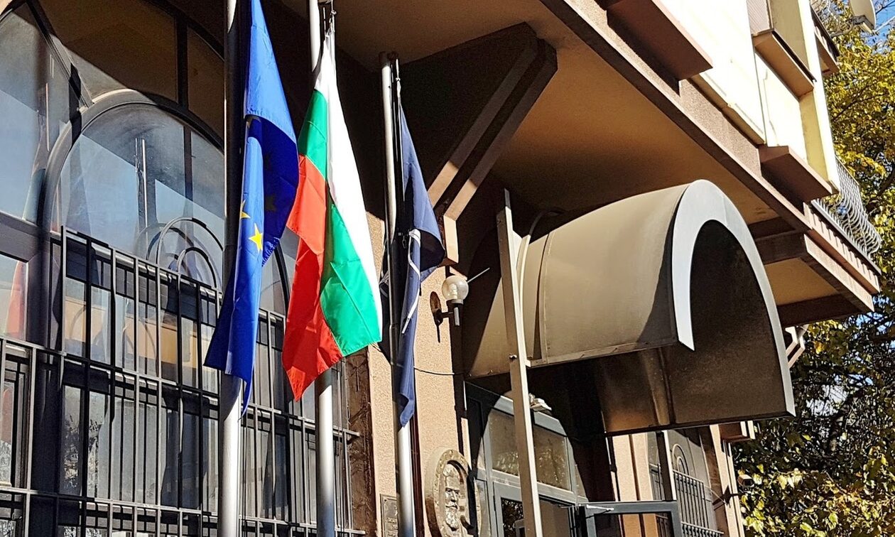 Η Βουλγαρία ανακάλεσε τον πρέσβη της στα Σκόπια