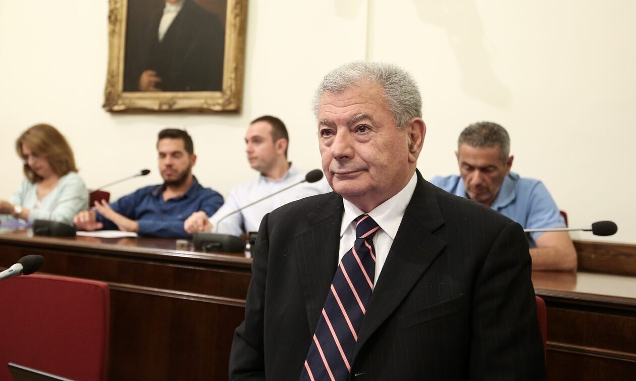 Σήφης Βαλυράκης: Σε δίκη οι δύο κατηγορούμενοι για τον θάνατο του πρώην υπουργού