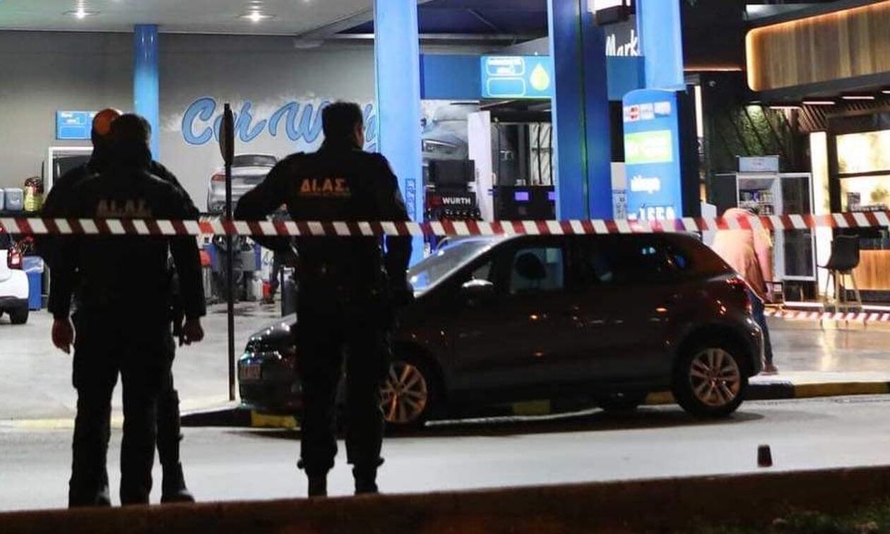 Πανικός σε βενζινάδικο στην Εύβοια: Ληστής μπούκαρε και απείλησε υπάλληλο με καραμπίνα