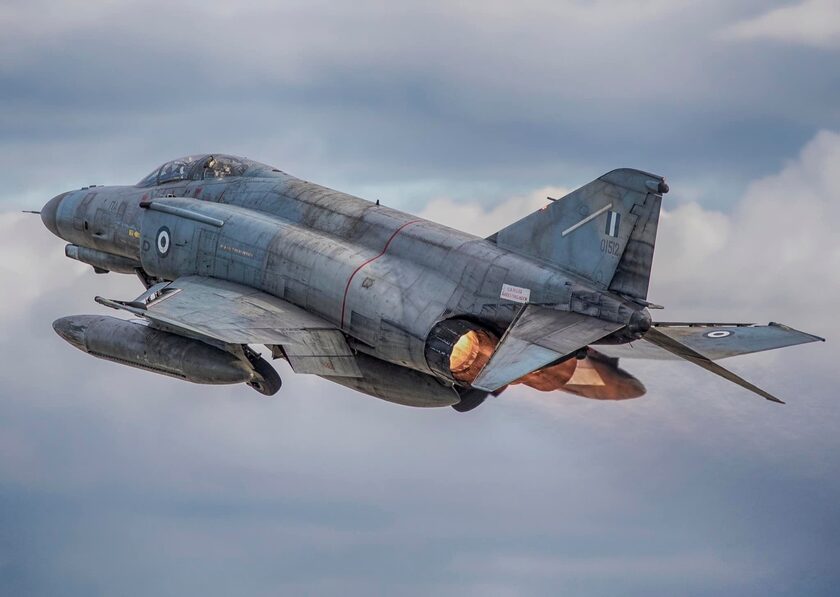 F-4 Phantom: Ποιο είναι το μαχητικό πολλαπλού ρόλου της Πολεμικής Αεροπορίας