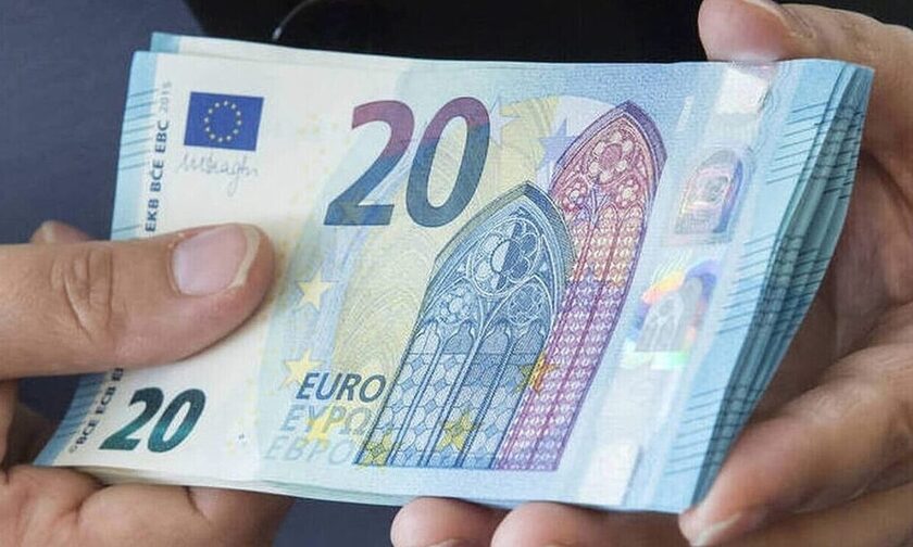 Προτάσεις για αύξηση του κατώτατου μισθού έως και τα 826 ευρώ
