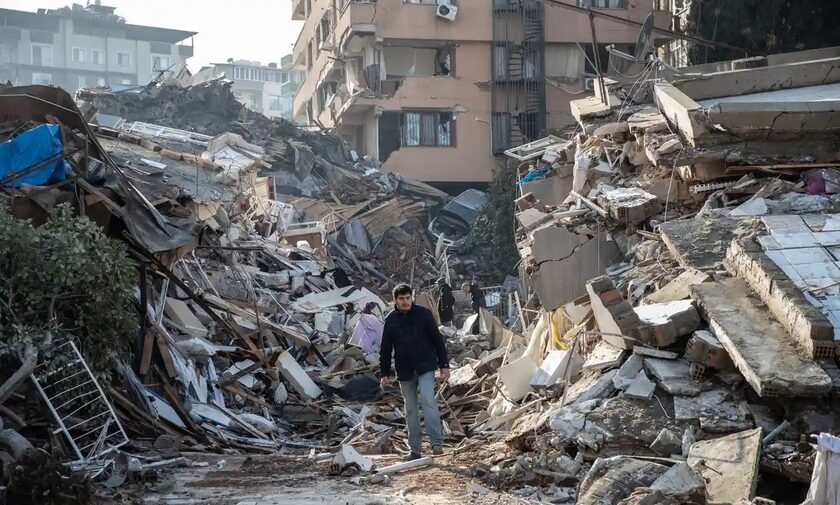 Σεισμός στην Τουρκία: Πάνω από 6.000 οι νεκροί - Συνεχίζονται οι επιχειρήσεις διάσωσης και στη Συρία