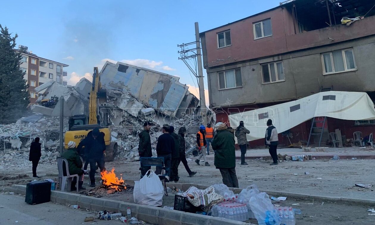 Σεισμός στην Τουρκία: Το newsbomb.gr στο «σημείο μηδέν» της απόλυτης φρίκης