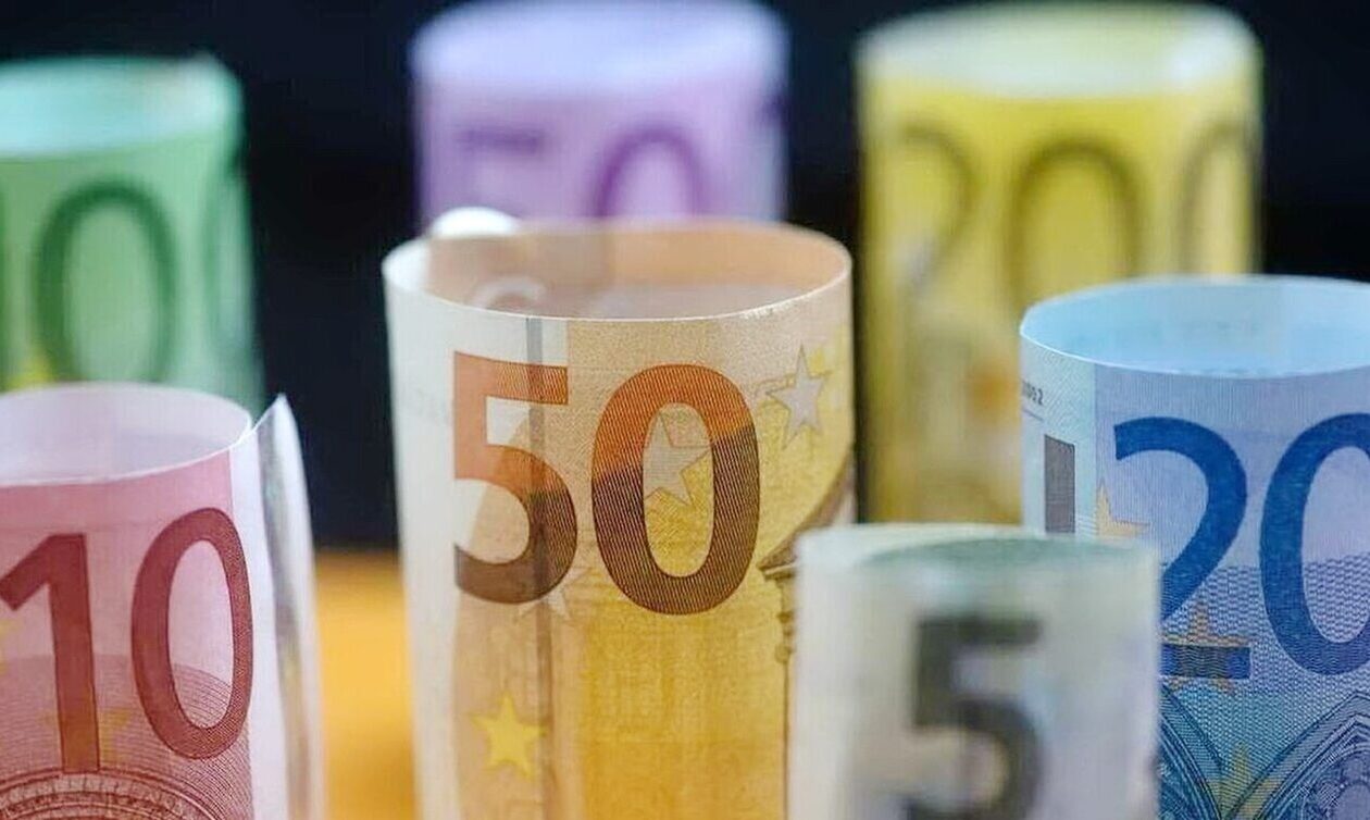 ΔΥΠΑ: Επίδομα 300 ευρώ - Πότε θα γίνουν οι πληρωμές στους δικαιούχους