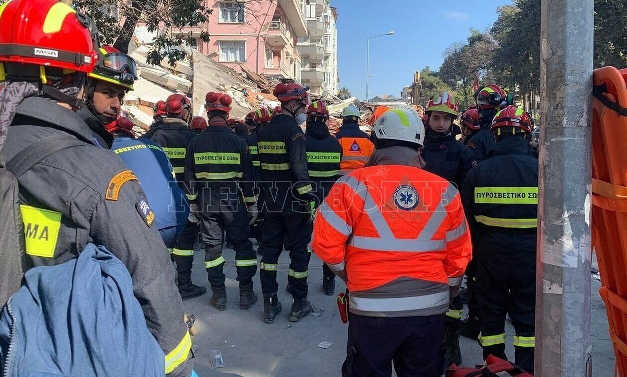 Σεισμός στην Τουρκία: Επιστρέφουν στην Ελλάδα οι δύο ΕΜΑΚ - Συνεχίζουν οι εθελοντές