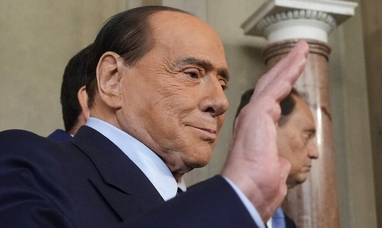 Ιταλία: Ο Μπερλουσκόνι αθωώθηκε της κατηγορίας για δωροδοκία με στόχο την ψευδομαρτυρία