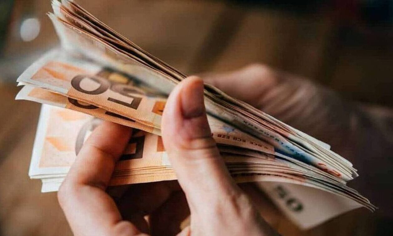 Μέτρα «ανάσα» 800 εκατ. ευρώ για οφειλέτες και συνταξιούχους